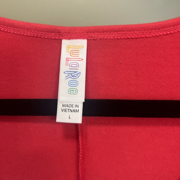 LuLaRoe Perfect T size Large - Picture 4 of 5